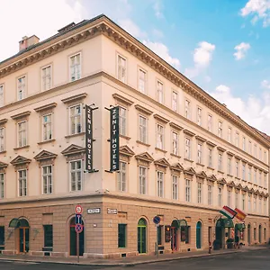 4* Hotel Zenit Palace